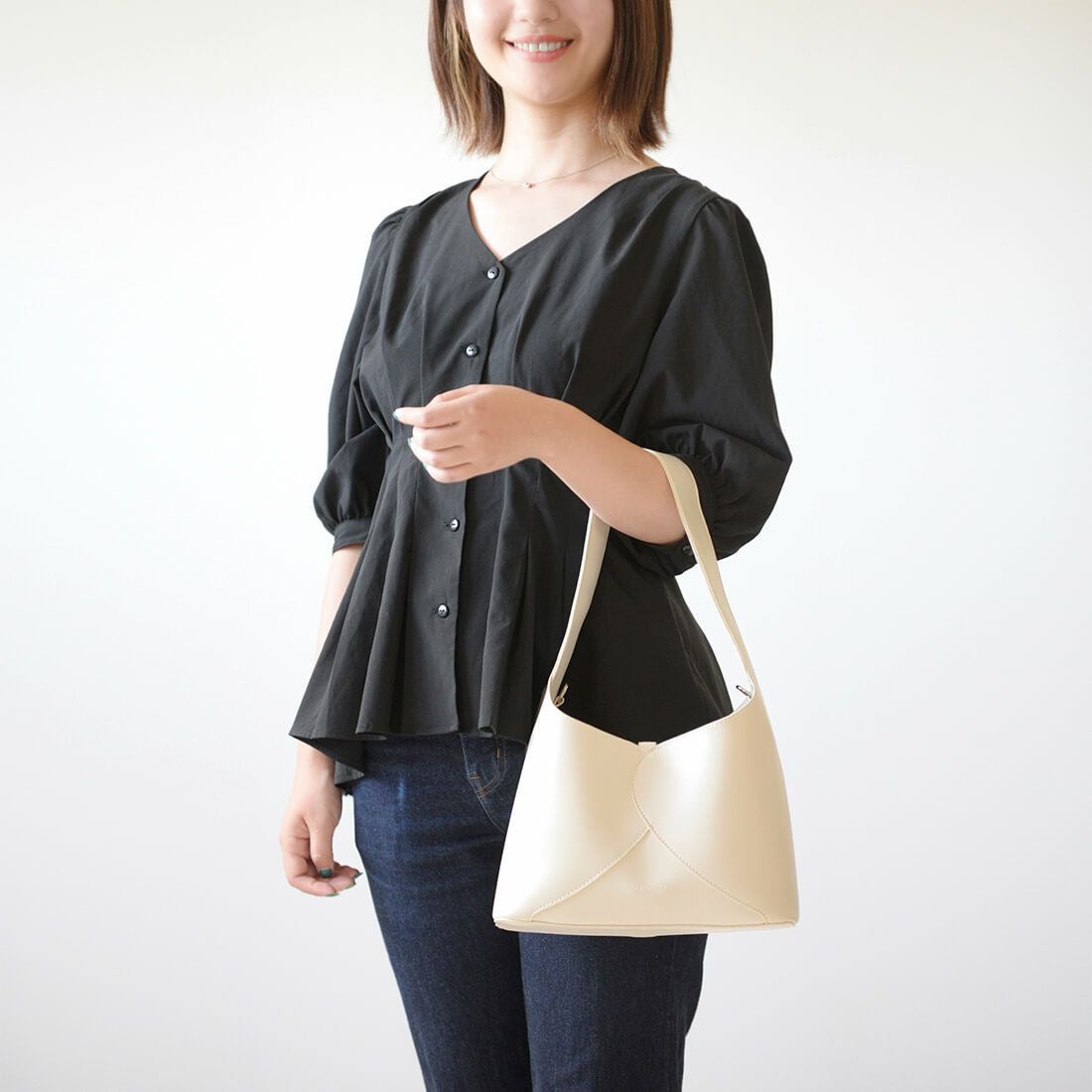 シンプルデザイン2wayハンドバッグ