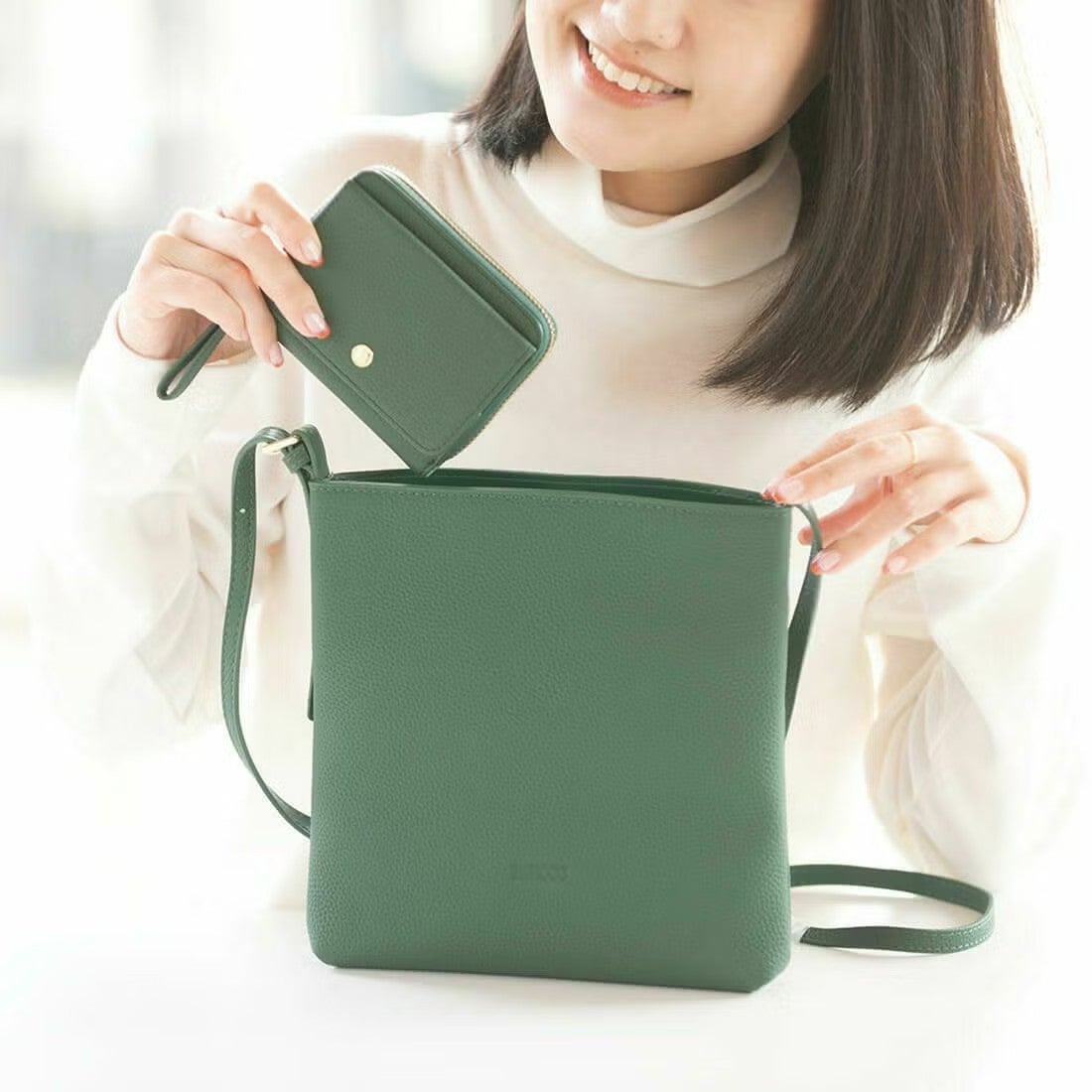 GLウォレット 蛇腹式財布<ポンテ ピッコラ>