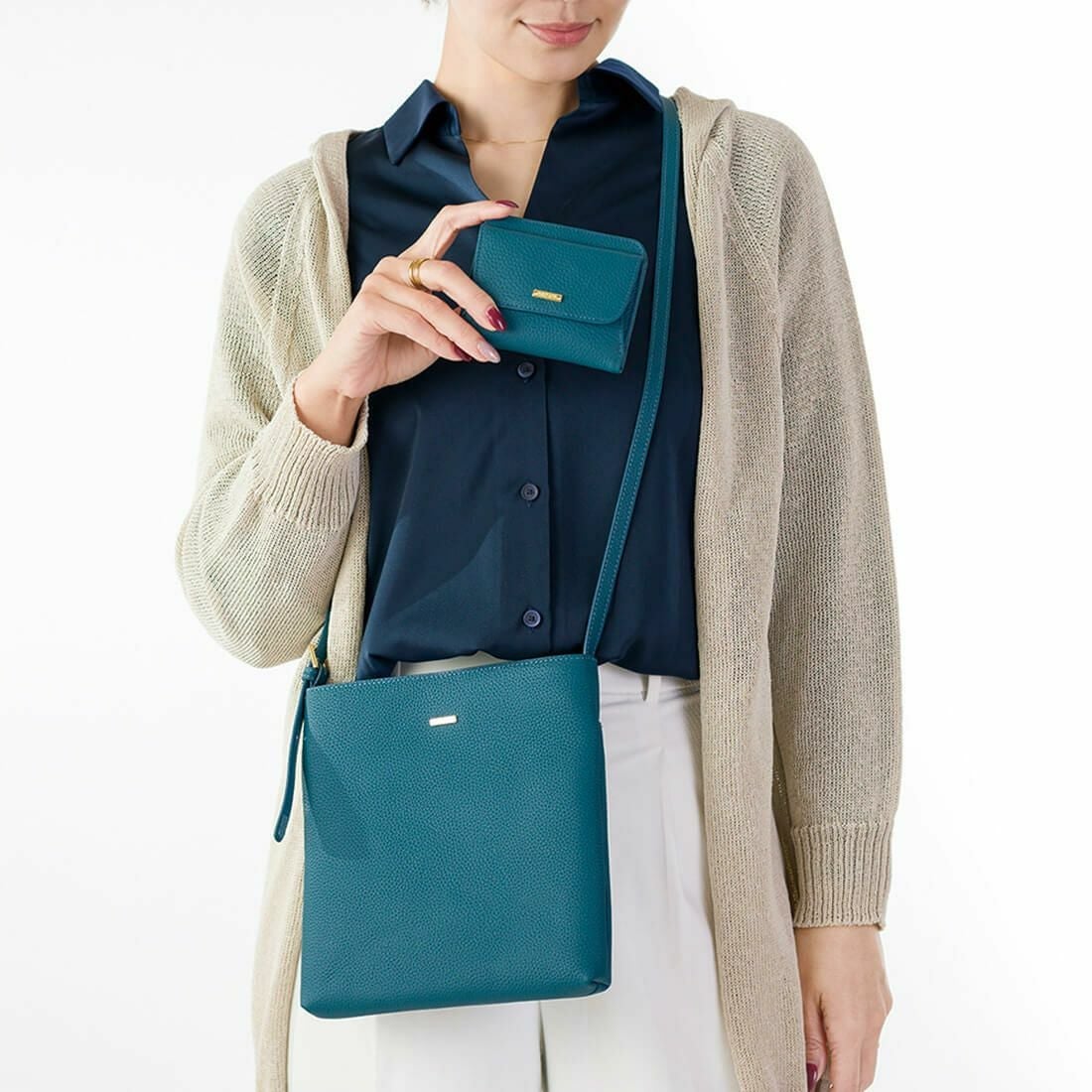 シュリンクレザー折財布&ポシェット<ルーニア>