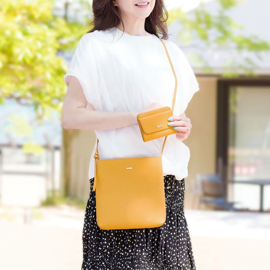 シュリンクレザー折財布&ポシェット<ルーニア>