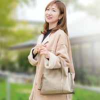 チャーム付き2wayレザーハンドバッグ＜ルル＞