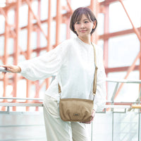 シュリンクレザー2wayプリーツポシェット